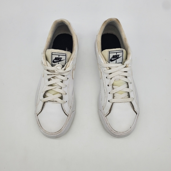 Nike Shoes Women 8 Court Royale Sneakers White A02810-102 Low Top Leather 2019 - Picture 8 of 12